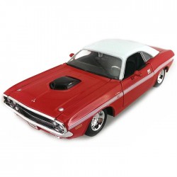NECO MAISTO 1:24 DODGE CHALLENGER R/T COUPE 